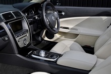 Jaguar XK Portfolio Convertible 2 Former Keepers + Full Service History + Exceptional - Thumb 9