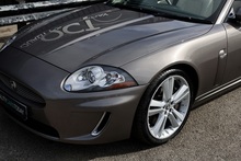 Jaguar XK Portfolio Convertible 2 Former Keepers + Full Service History + Exceptional - Thumb 28