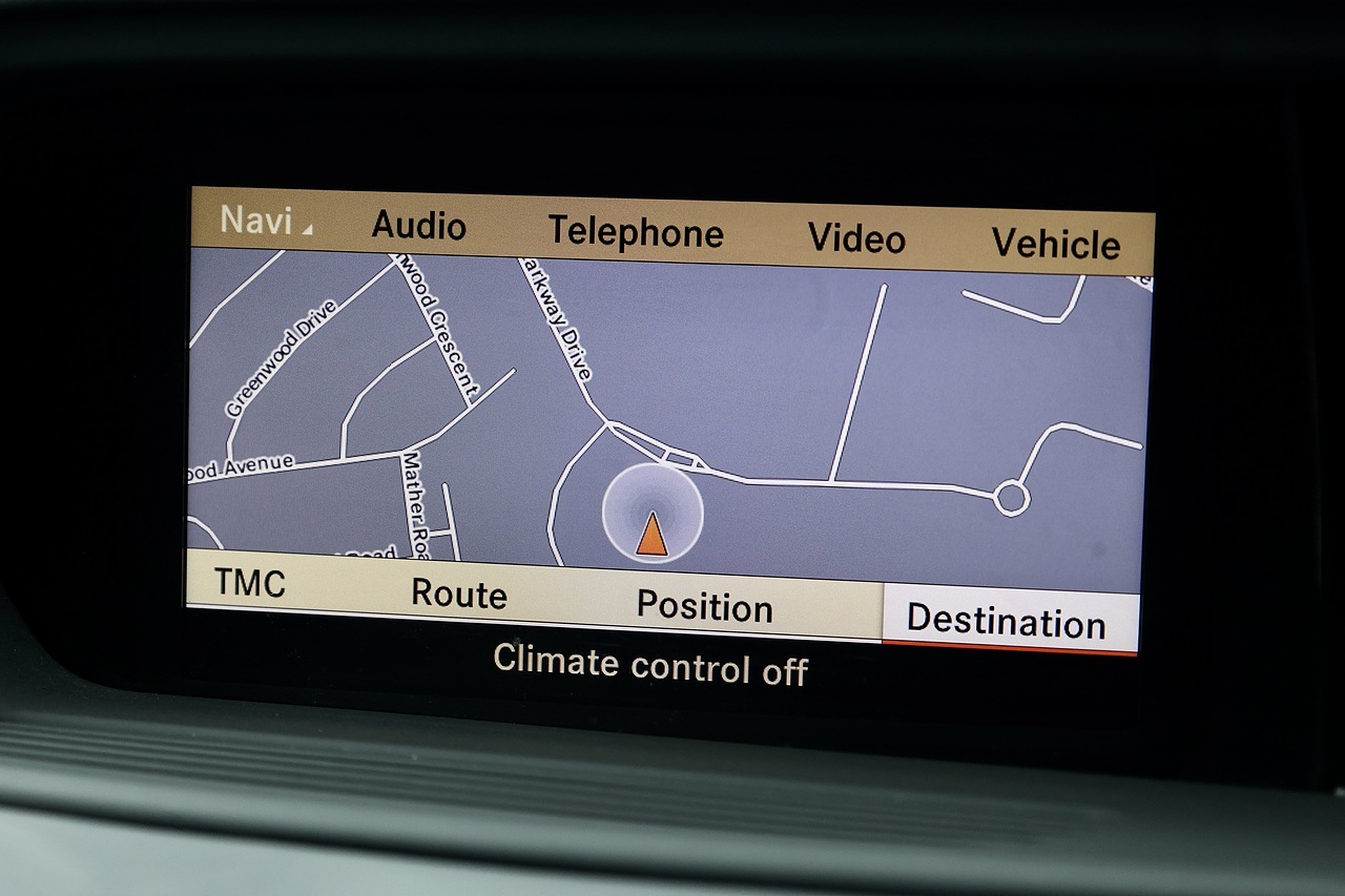 Mercedes-Benz S350 CDI AMG Sport 2 Private Owners + Full History +  AMG Sport Pack + Sunroof - Large 13