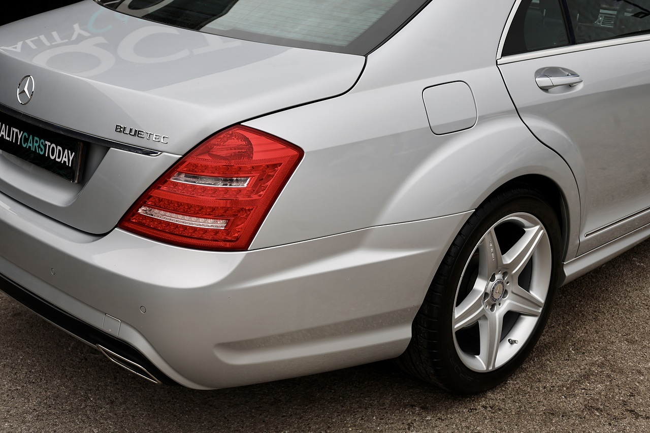 Mercedes-Benz S350 CDI AMG Sport 2 Private Owners + Full History +  AMG Sport Pack + Sunroof - Large 17