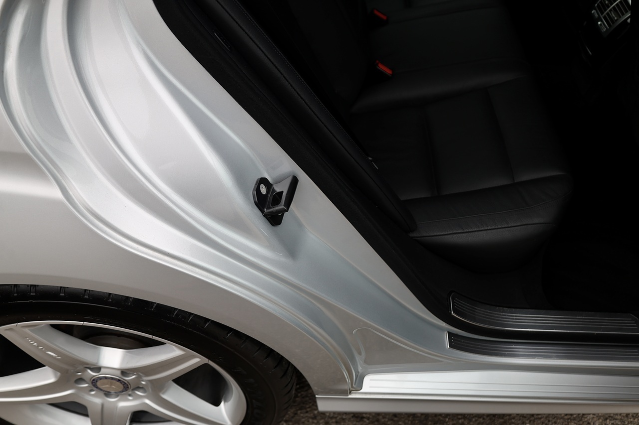 Mercedes-Benz S350 CDI AMG Sport 2 Private Owners + Full History +  AMG Sport Pack + Sunroof - Large 21