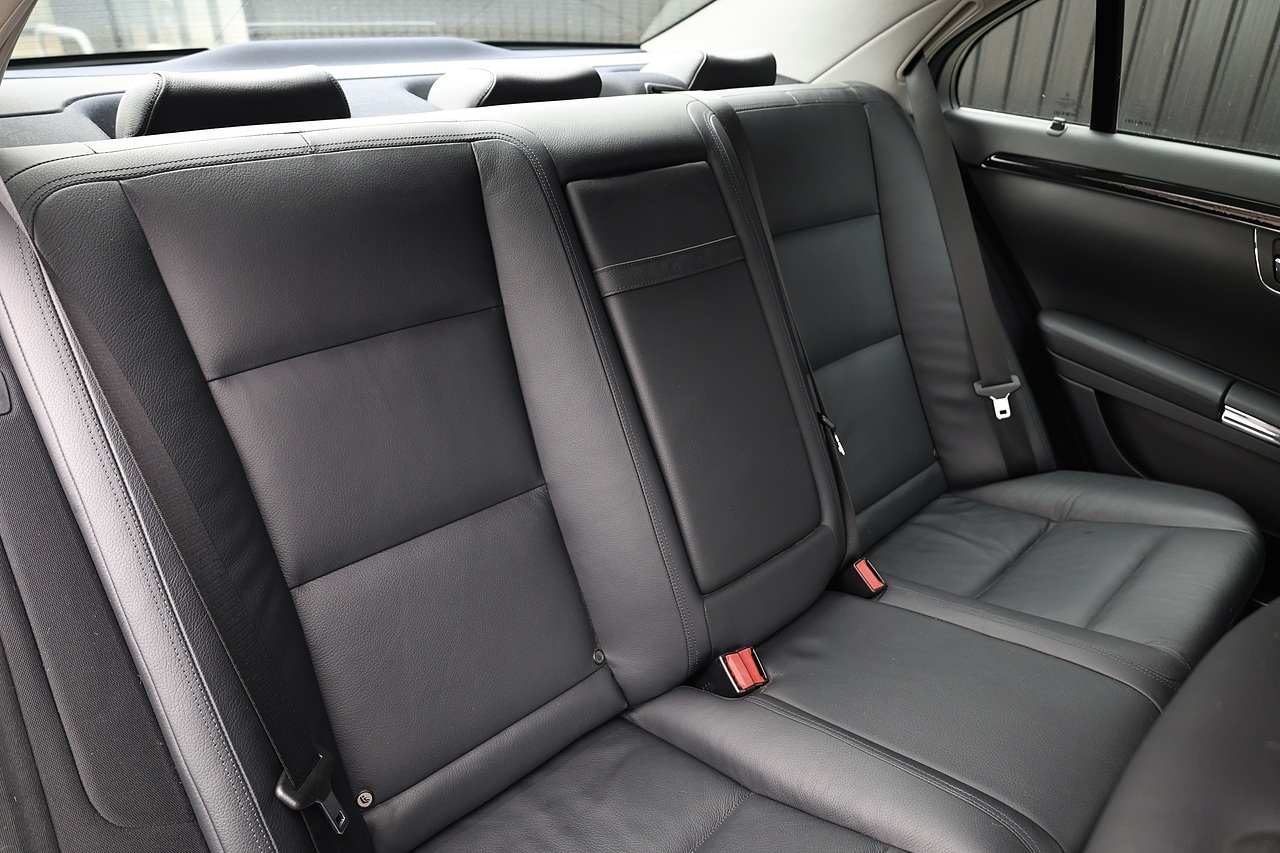 Mercedes-Benz S350 CDI AMG Sport 2 Private Owners + Full History +  AMG Sport Pack + Sunroof - Large 12