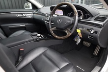 Mercedes-Benz S350 CDI AMG Sport 2 Private Owners + Full History +  AMG Sport Pack + Sunroof - Thumb 6