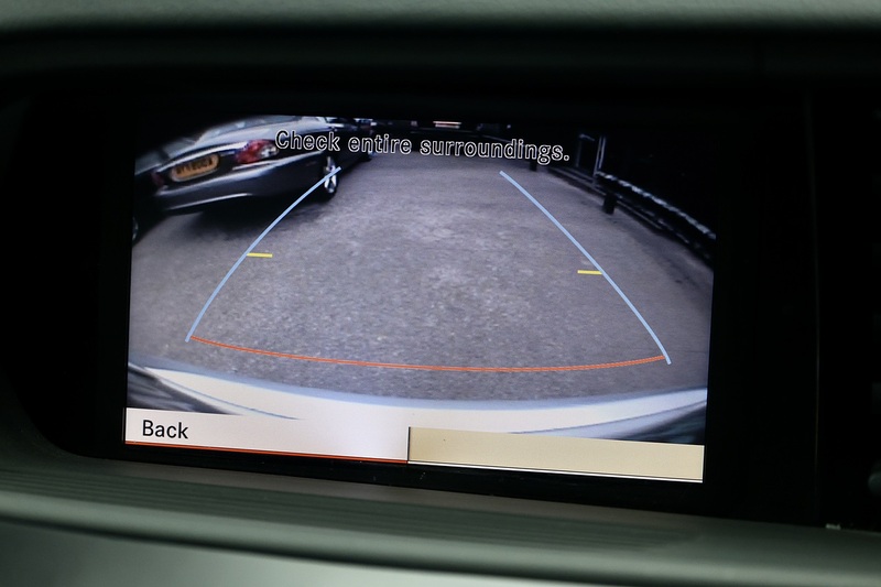 Mercedes-Benz S350 CDI AMG Sport 2 Private Owners + Full History +  AMG Sport Pack + Sunroof Image 23