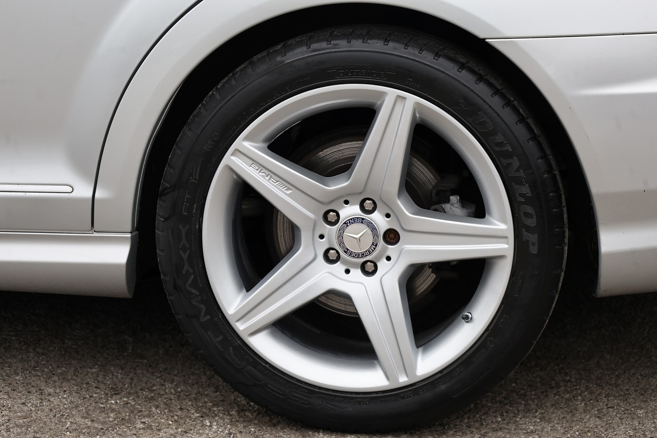 Mercedes-Benz S350 CDI AMG Sport 2 Private Owners + Full History +  AMG Sport Pack + Sunroof - Large 35