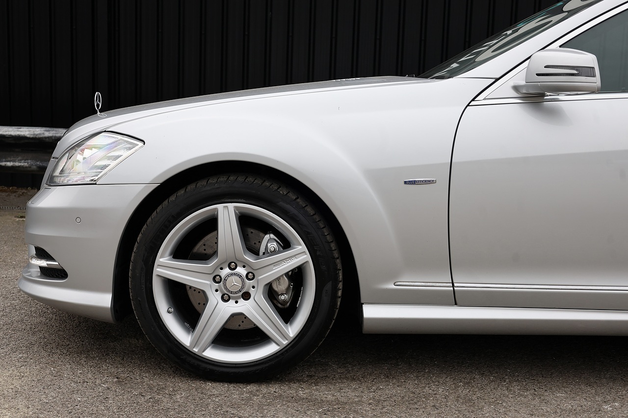 Mercedes-Benz S350 CDI AMG Sport 2 Private Owners + Full History +  AMG Sport Pack + Sunroof - Large 30