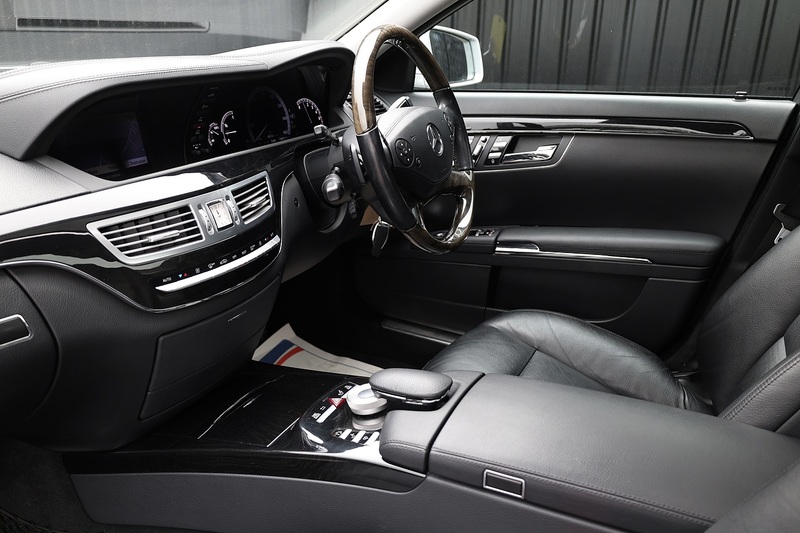 Mercedes-Benz S350 CDI AMG Sport 2 Private Owners + Full History +  AMG Sport Pack + Sunroof Image 7