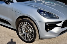 Porsche Macan Turbo 1 Owner + FPSH + Porsche Warranty + £18K Options + PPF - Thumb 18