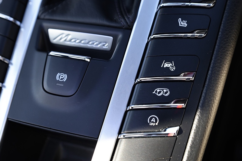 Porsche Macan Turbo 1 Owner + FPSH + Porsche Warranty + £18K Options + PPF Image 27