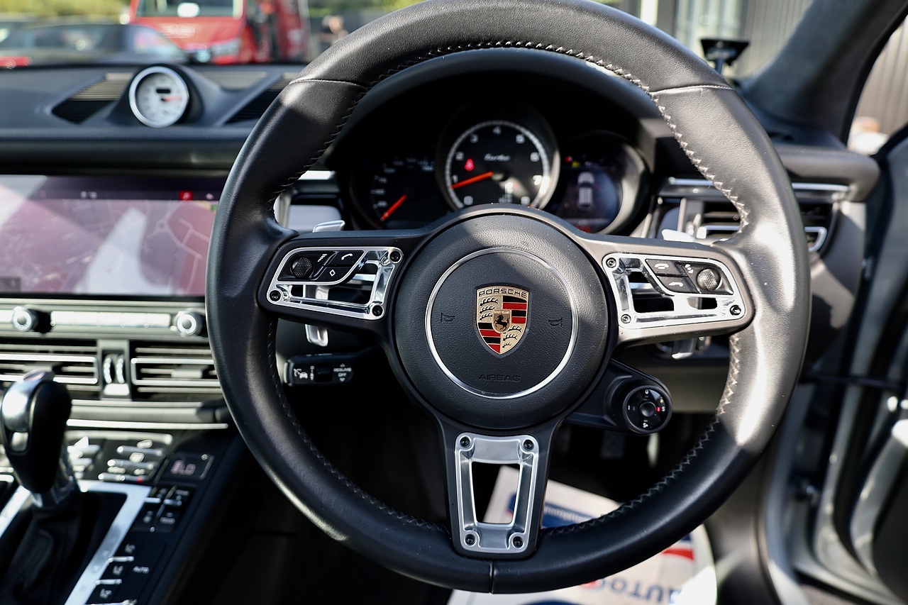 Porsche Macan Turbo 1 Owner + FPSH + Porsche Warranty + £18K Options + PPF - Large 36