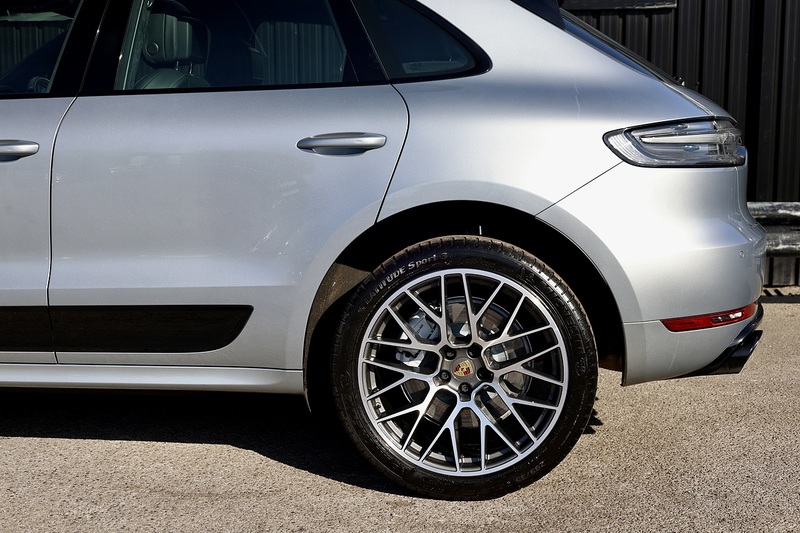 Porsche Macan Turbo 1 Owner + FPSH + Porsche Warranty + £18K Options + PPF Image 42