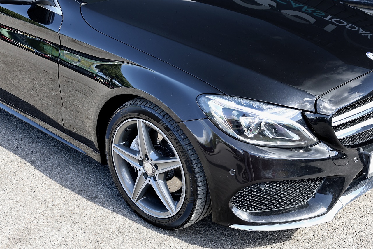 Mercedes-Benz C220d AMG Line Premium Panoramic Roof + Heated Memory Seats + Reverse Camera - Large 21