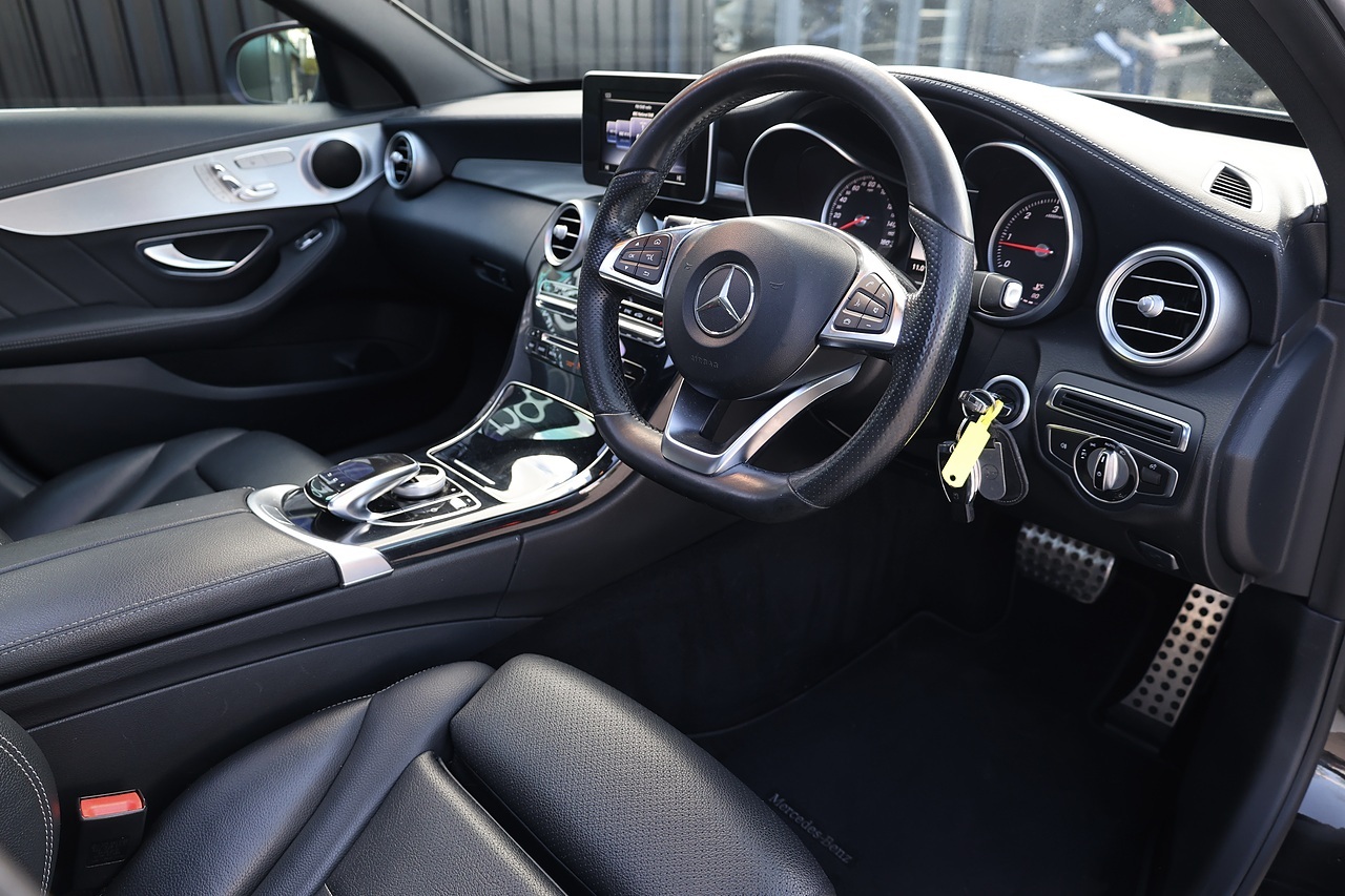 Mercedes-Benz C220d AMG Line Premium Panoramic Roof + Heated Memory Seats + Reverse Camera - Large 6