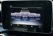 Mercedes-Benz C220d AMG Line Premium Panoramic Roof + Heated Memory Seats + Reverse Camera - Thumb 24