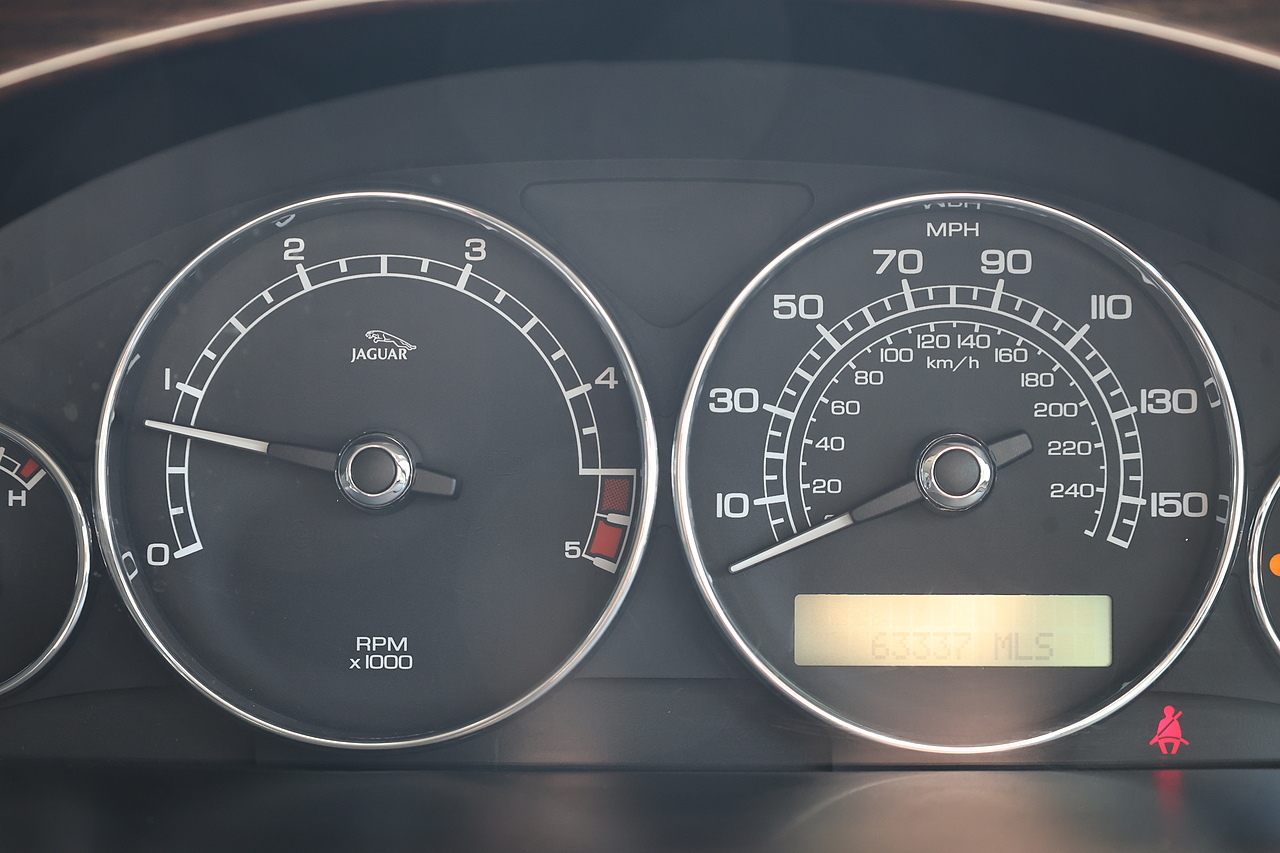 Jaguar X-Type 2.2D SE Rare Colour + Sat Nav + Heated Seats - Large 37