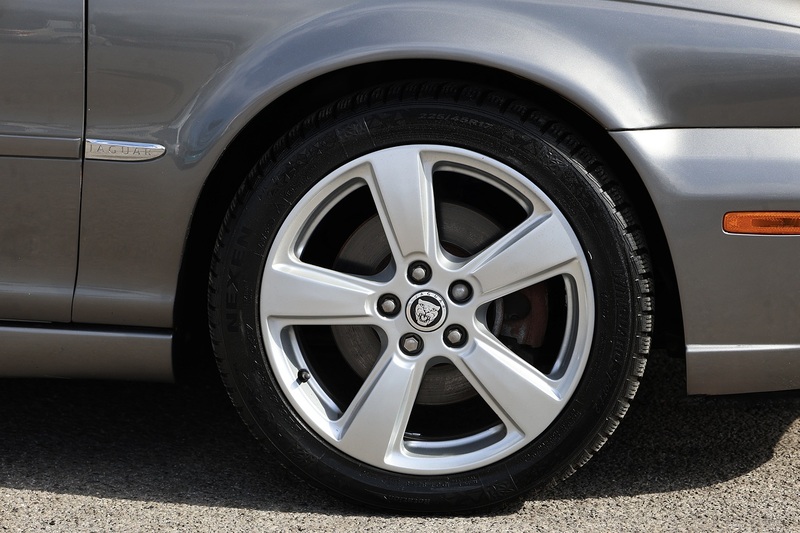 Jaguar X-Type 2.2D SE Rare Colour + Sat Nav + Heated Seats Image 35