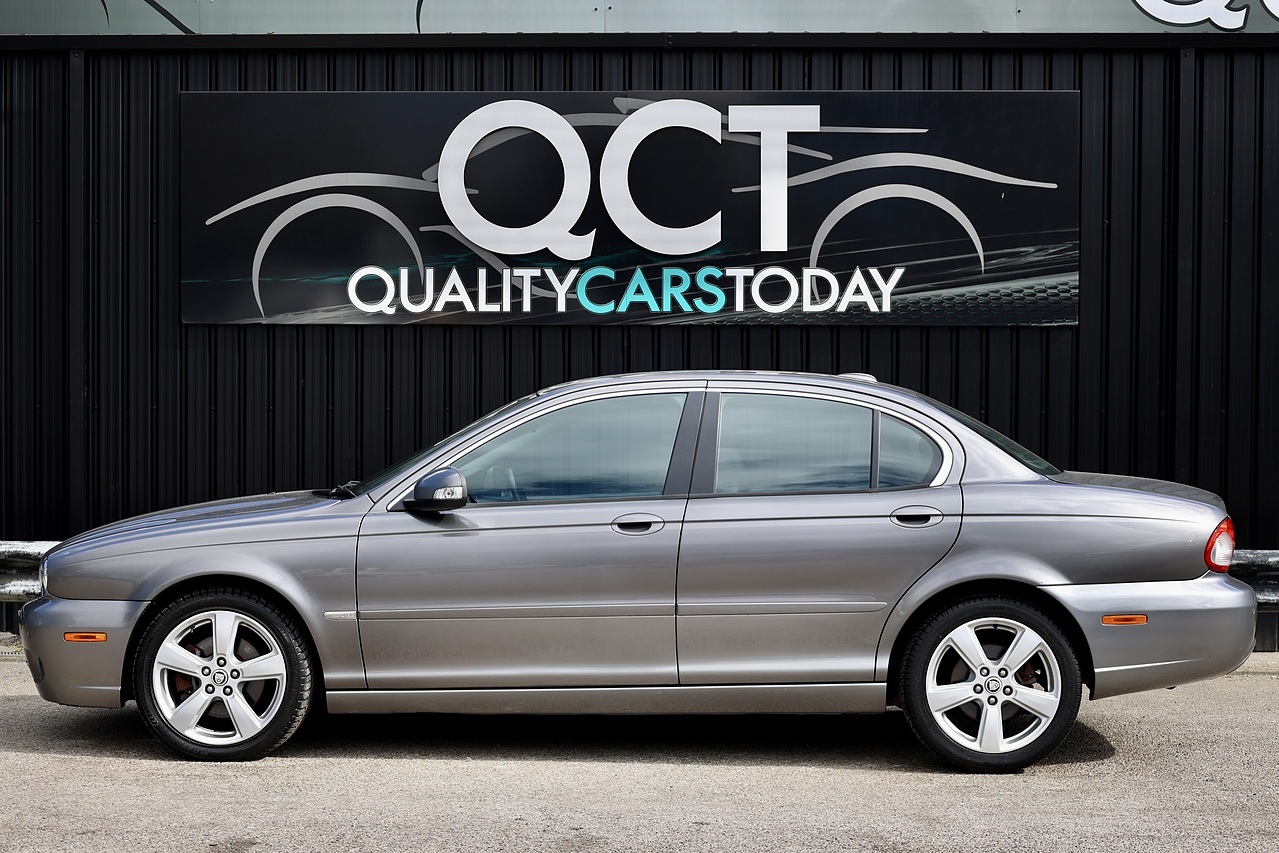 Jaguar X-Type 2.2D SE Rare Colour + Sat Nav + Heated Seats - Large 1
