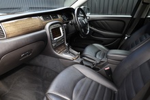 Jaguar X-Type 2.2D SE Rare Colour + Sat Nav + Heated Seats - Thumb 2