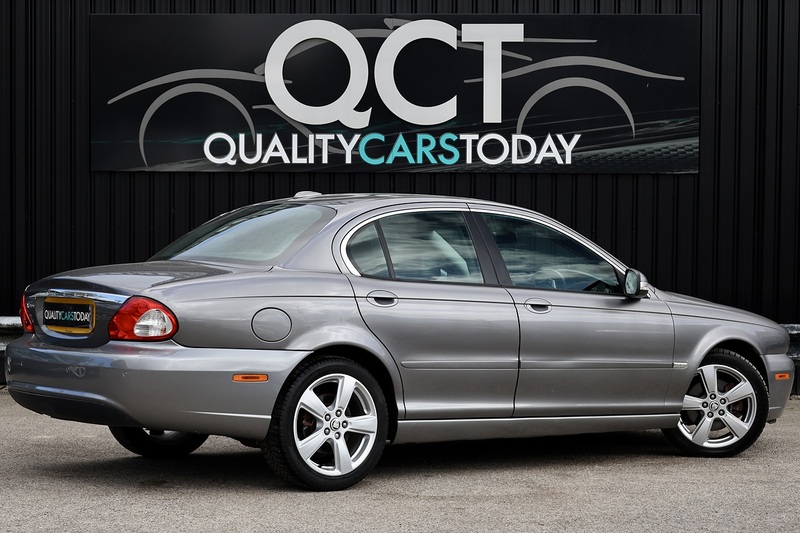 Jaguar X-Type 2.2D SE Rare Colour + Sat Nav + Heated Seats Image 14
