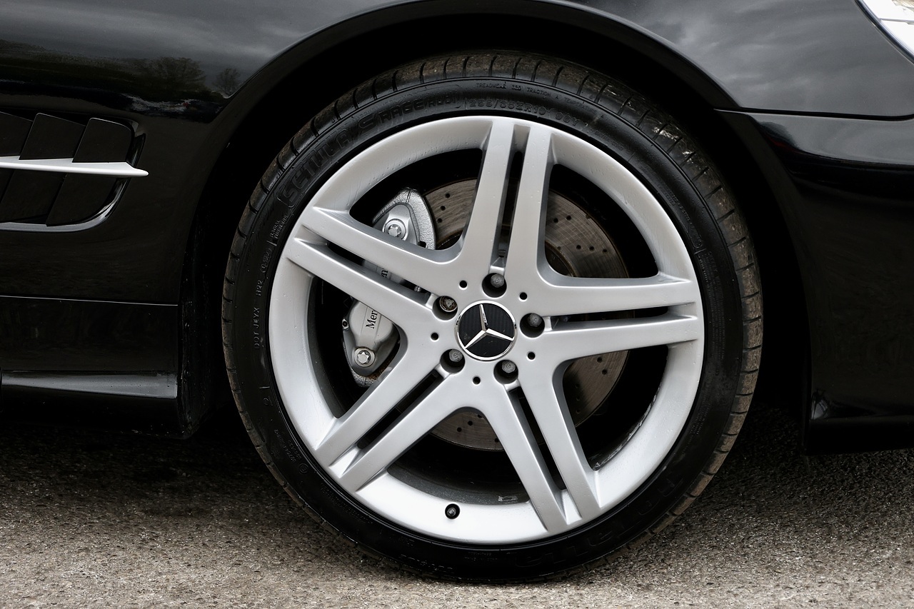 Mercedes-Benz SL 350 Sports Package SL 350 Sports Package 3.5 2dr Convertible Automatic Petrol - Large 18