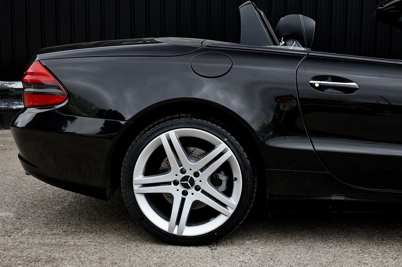 Mercedes-Benz SL 350 Sports Package SL 350 Sports Package 3.5 2dr Convertible Automatic Petrol Image 15