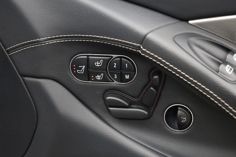 Mercedes-Benz SL 350 Sports Package SL 350 Sports Package 3.5 2dr Convertible Automatic Petrol Image 21