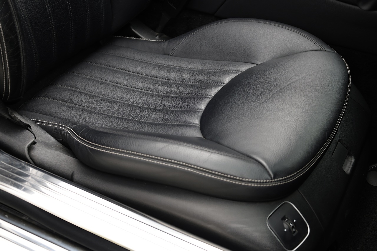 Mercedes-Benz SL 350 Sports Package SL 350 Sports Package 3.5 2dr Convertible Automatic Petrol - Large 11