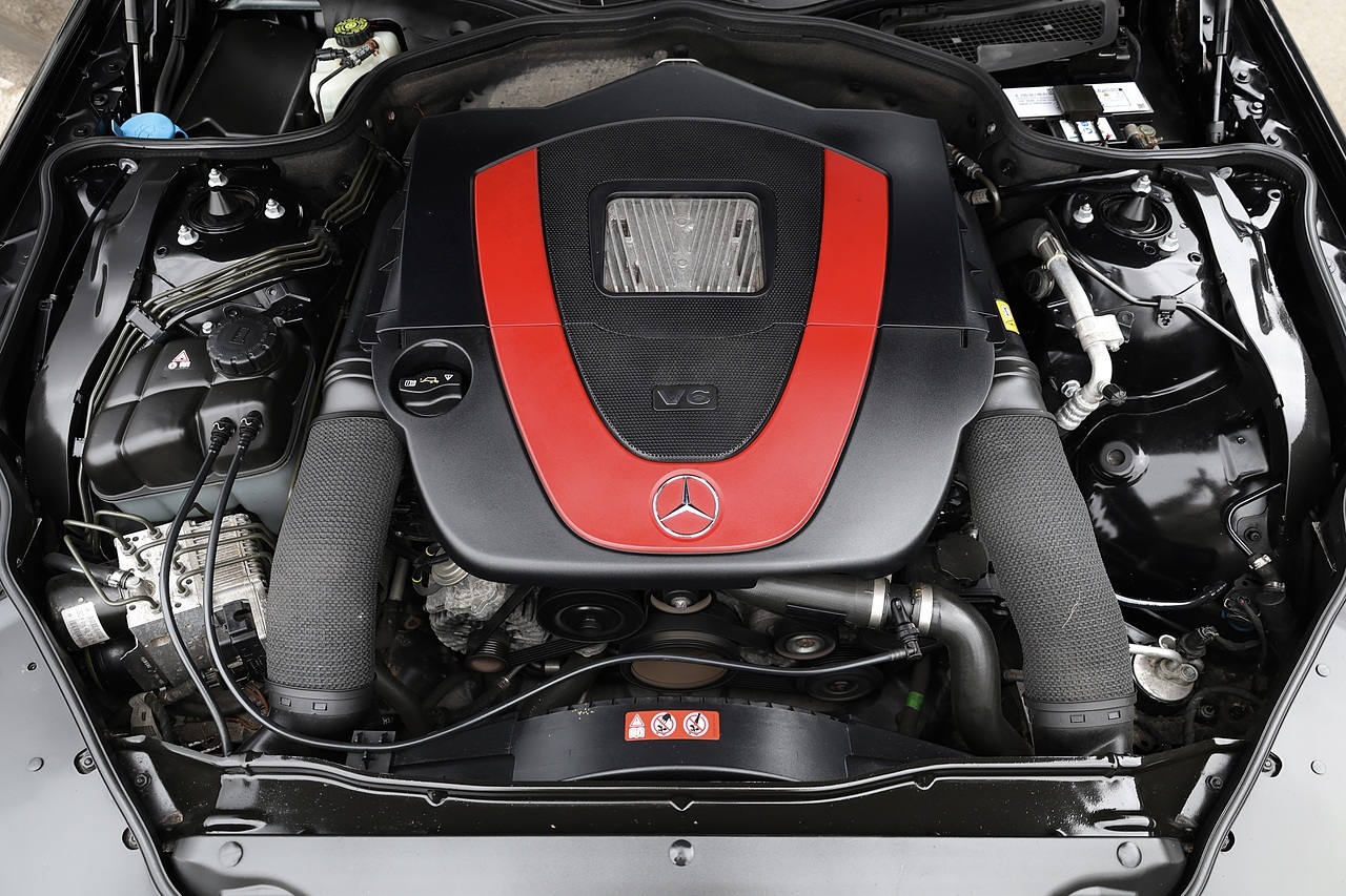 Mercedes-Benz SL 350 Sports Package SL 350 Sports Package 3.5 2dr Convertible Automatic Petrol - Large 23