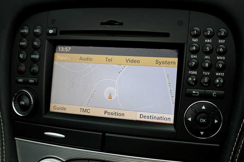 Mercedes-Benz SL 350 Sports Package SL 350 Sports Package 3.5 2dr Convertible Automatic Petrol Image 25