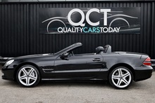 Mercedes-Benz SL 350 Sports Package SL 350 Sports Package 3.5 2dr Convertible Automatic Petrol - Thumb 1