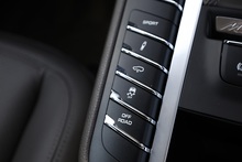 Porsche Macan S 1 Owner + FPSH + VAT Q + Individual Specification - Thumb 17