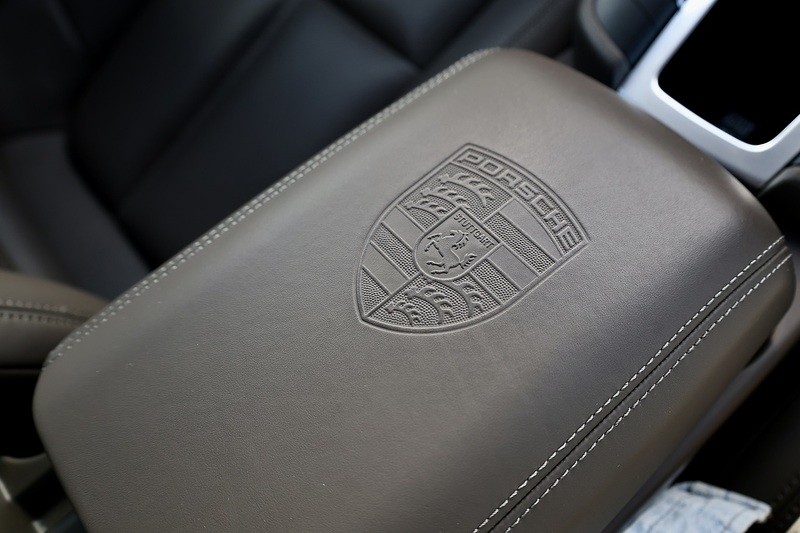 Porsche Macan S 1 Owner + FPSH + VAT Q + Individual Specification Image 18