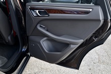 Porsche Macan S 1 Owner + FPSH + VAT Q + Individual Specification - Thumb 26