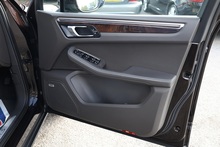 Porsche Macan S 1 Owner + FPSH + VAT Q + Individual Specification - Thumb 28