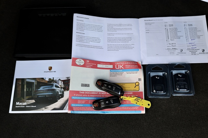 Porsche Macan S 1 Owner + FPSH + VAT Q + Individual Specification Image 45