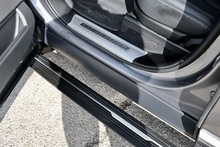 Land Rover Range Rover Westminster 2 Former Keepers + Sliding Pano Roof + Deployable Steps - Thumb 15