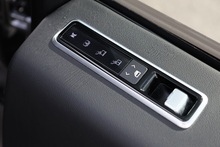 Land Rover Range Rover Westminster 2 Former Keepers + Sliding Pano Roof + Deployable Steps - Thumb 16