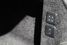 Land Rover Range Rover Westminster 2 Former Keepers + Sliding Pano Roof + Deployable Steps - Thumb 17