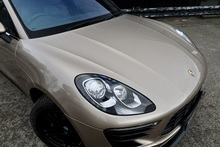 Porsche Macan T 1 Lady Owner + Full Porsche Main Dealer + Individually Specified - Thumb 8