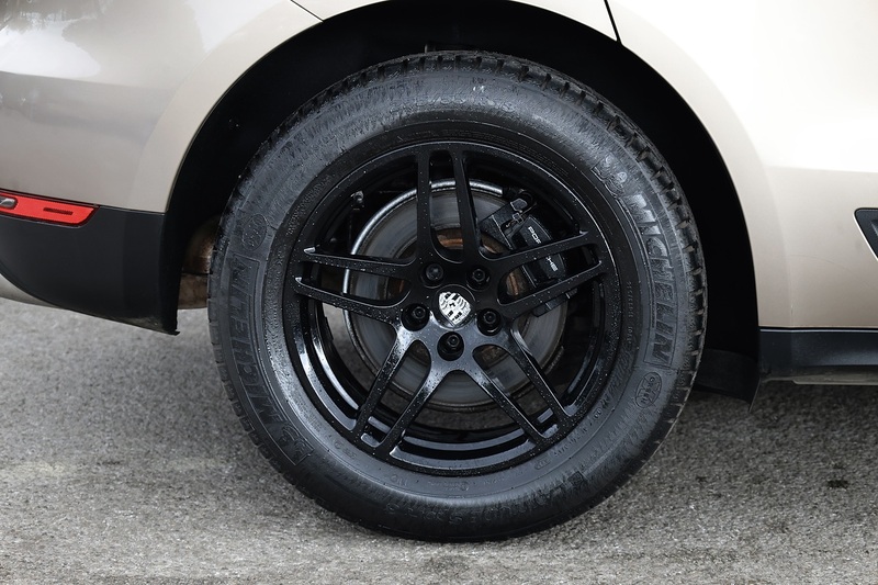 Porsche Macan T 1 Lady Owner + Full Porsche Main Dealer + Individually Specified Image 41