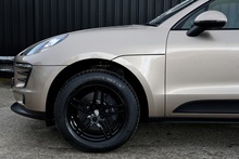 Porsche Macan T 1 Lady Owner + Full Porsche Main Dealer + Individually Specified - Thumb 36