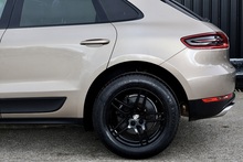 Porsche Macan T 1 Lady Owner + Full Porsche Main Dealer + Individually Specified - Thumb 37