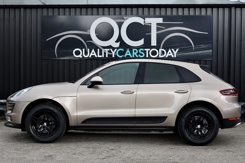 Porsche Macan T 1 Lady Owner + Full Porsche Main Dealer + Individually Specified Image 1