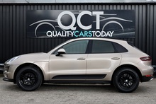 Porsche Macan T 1 Lady Owner + Full Porsche Main Dealer + Individually Specified - Thumb 1