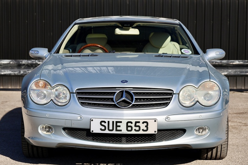 Mercedes-Benz SL 350 Last Lady Owner since 2016 + Pano Roof Image 3