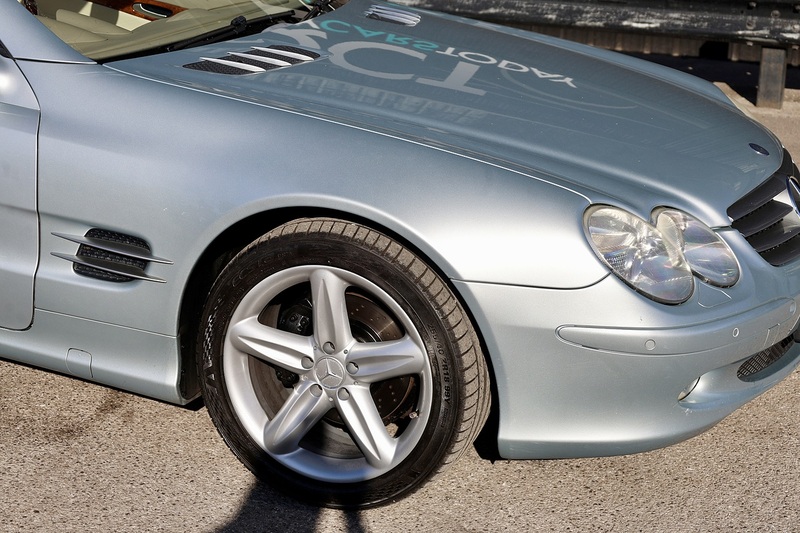 Mercedes-Benz SL 350 Last Lady Owner since 2016 + Pano Roof Image 24