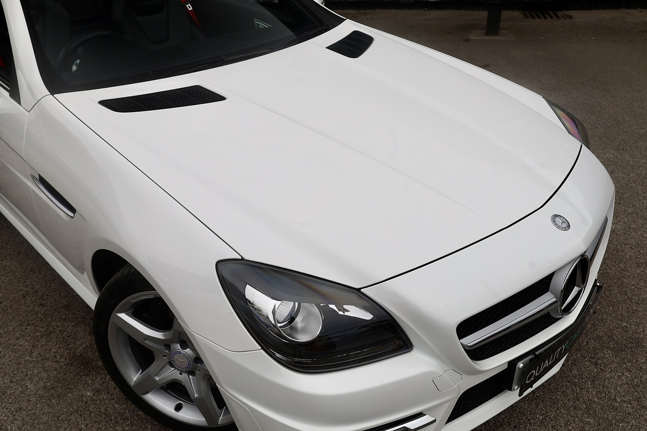 Mercedes-Benz SLK 200 AMG Sport 2 Former Keepers + FSH + Air Scarf - Large 25