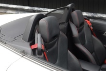 Mercedes-Benz SLK 200 AMG Sport 2 Former Keepers + FSH + Air Scarf - Thumb 30