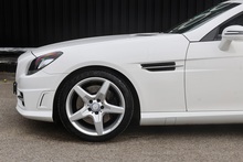 Mercedes-Benz SLK 200 AMG Sport 2 Former Keepers + FSH + Air Scarf - Thumb 33