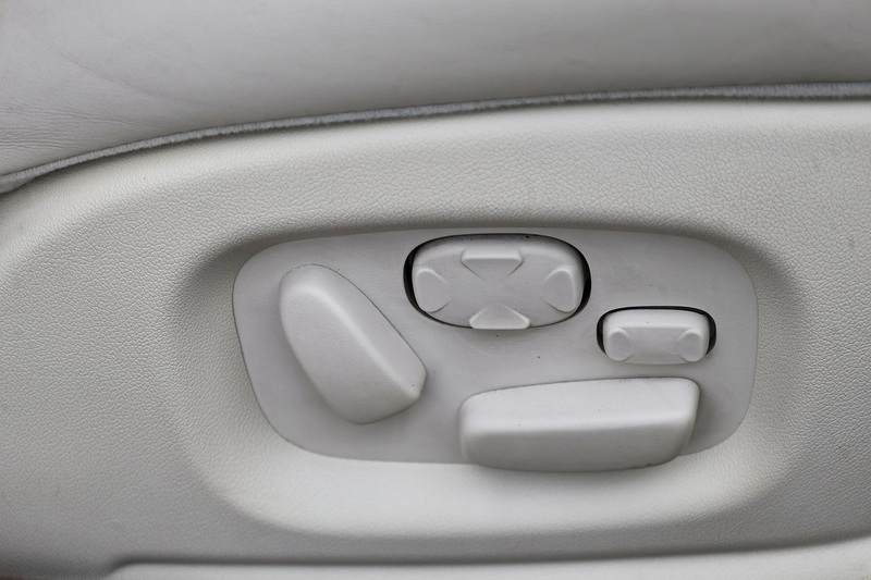 Jaguar S-Type SE High Luxury Pack 1 Former Keeper + 18 Services + High Luxury Pack + Sunroof Image 23